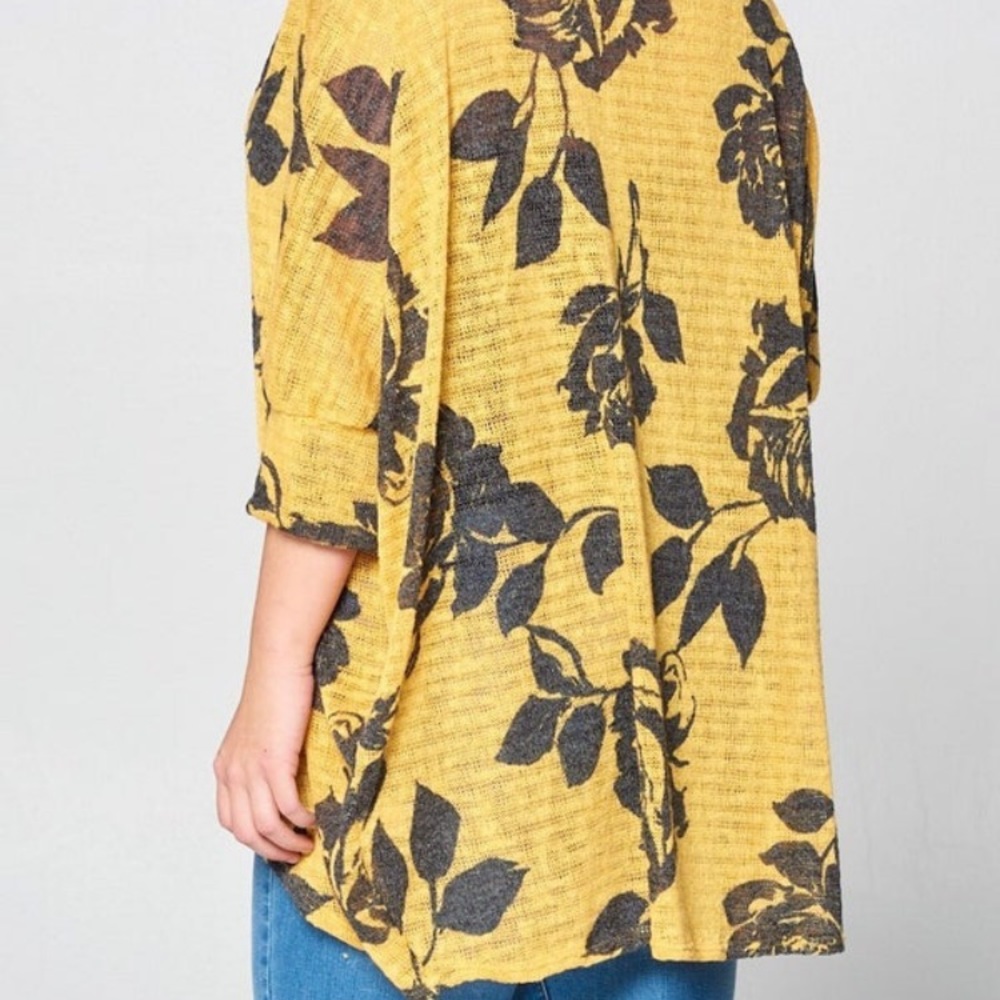 Oversized cardigan mustard color nwot